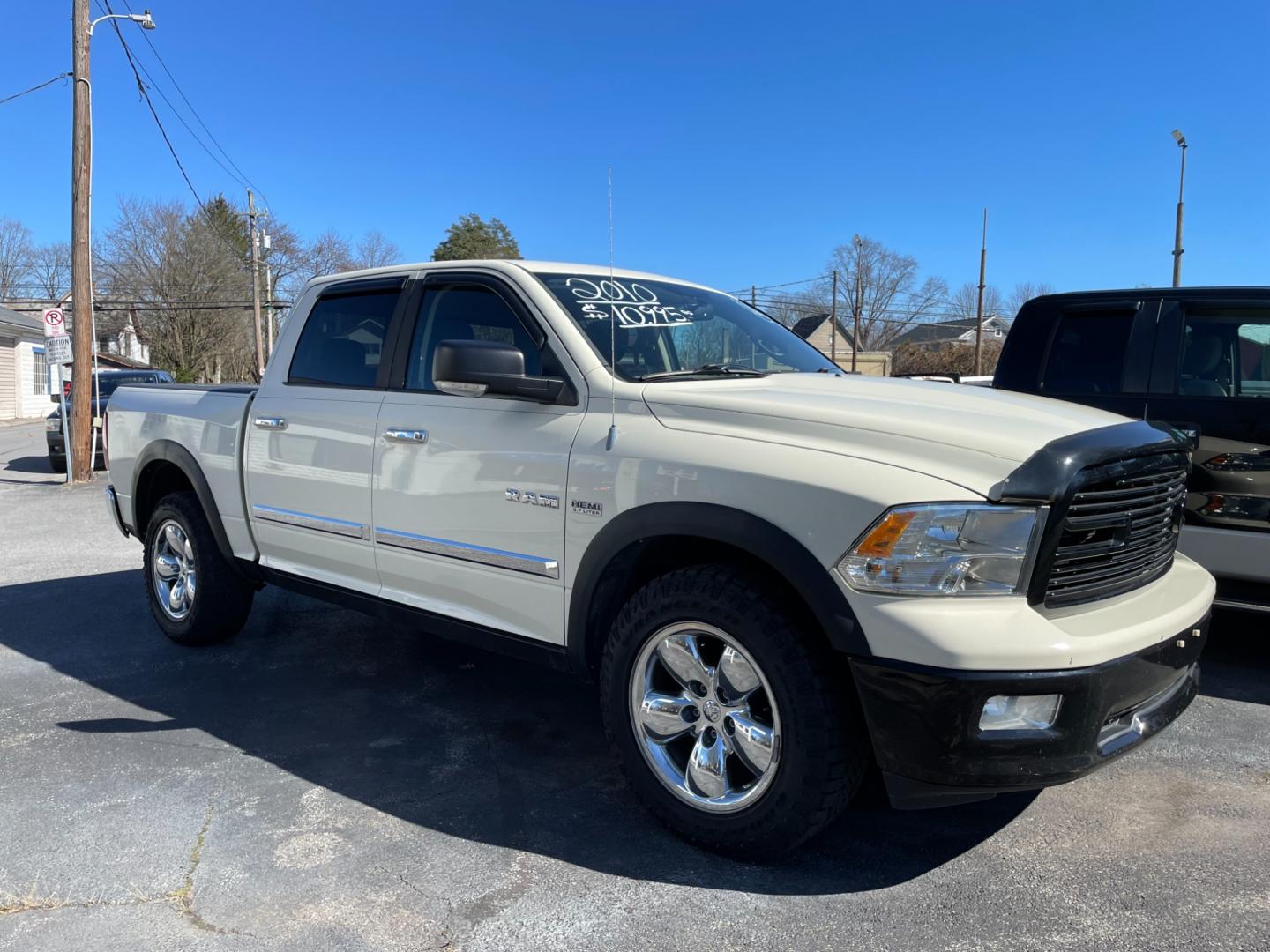 2010 White Dodge Ram 1500 Laramie Crew Cab 4WD (1D7RV1CT3AS) with an 5.7L V8 OHV 16V engine, 5-Speed Automatic transmission, located at 101 N. Main Street, Muncy, PA, 17756, (570) 546-5462, 41.207691, -76.785942 - Photo#0